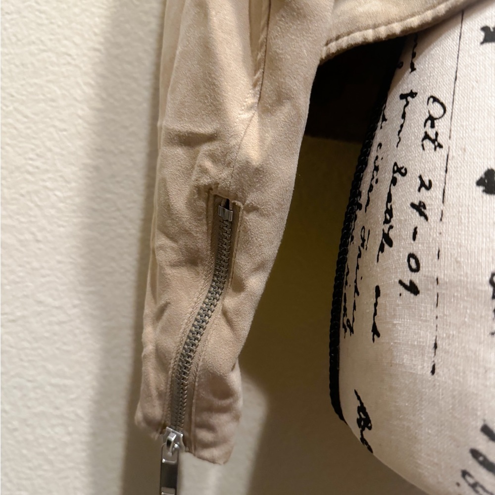 H&M Jacket - Picture 4 of 5